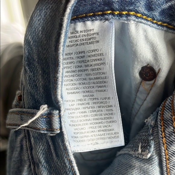 Men's Blue Distressed Jeans - Picture 16 of 16